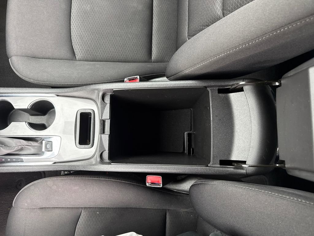 Used 2024 Chevrolet Malibu LT image 47