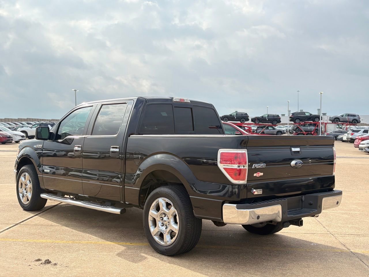 Used 2013 Ford F150 XLT w/ Luxury Equipment Group RWD image 4