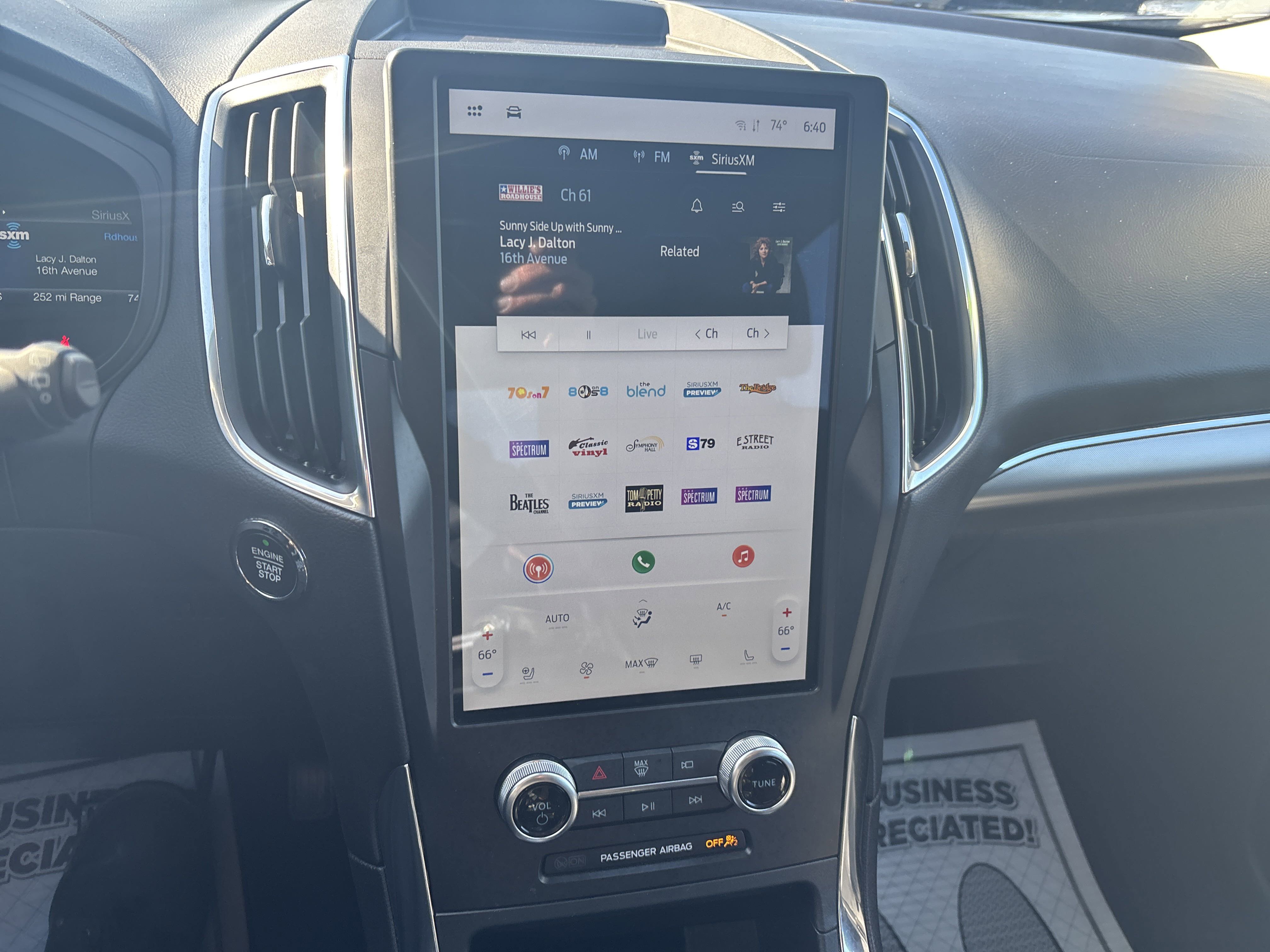 Used 2024 Ford Edge Titanium image 26