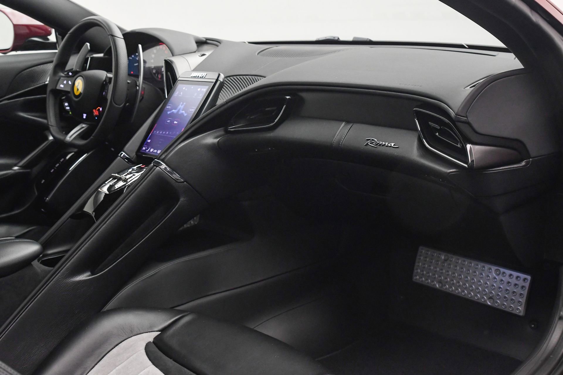 Used 2023 Ferrari Roma image 20