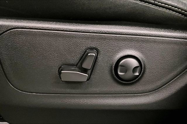 Used 2022 RAM 1500 Big Horn AWD/4WD image 32