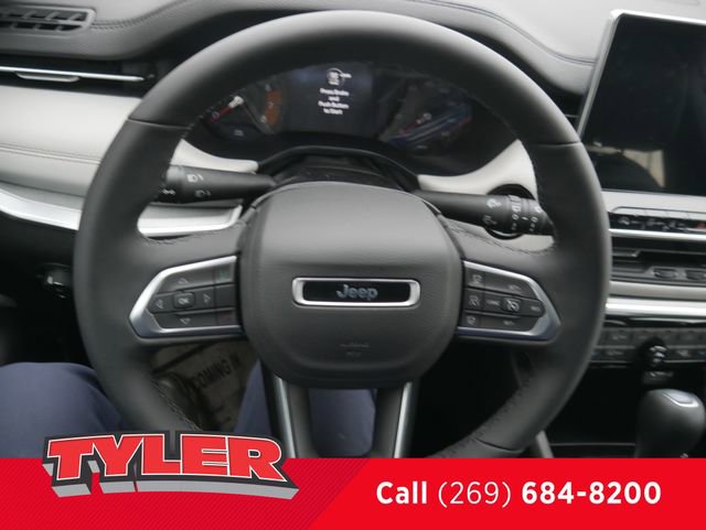 Used 2026 Jeep Compass Limited AWD/4WD image 28