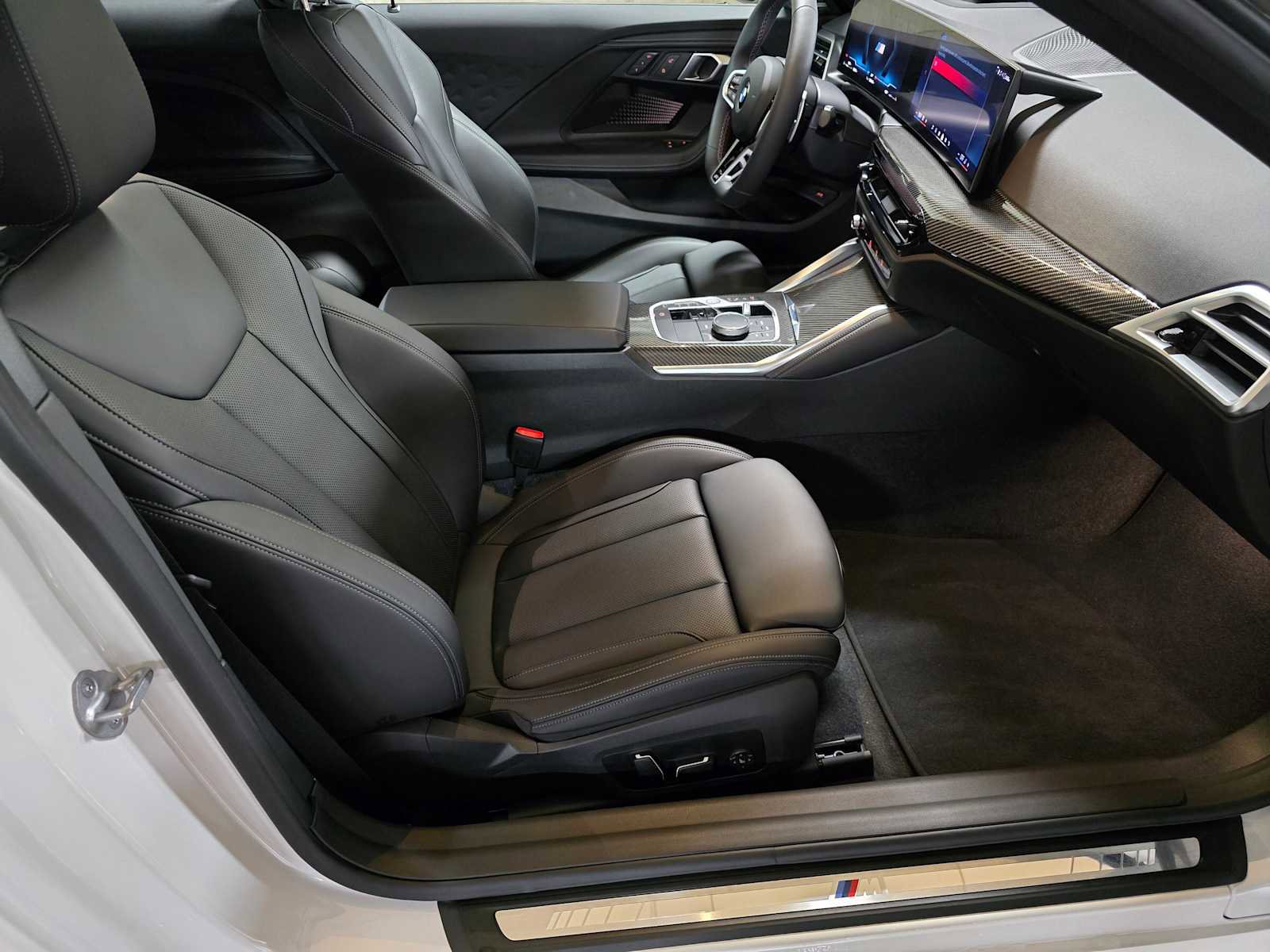 Used 2026 BMW M240i xDrive Coupe w/ Premium Package image 12