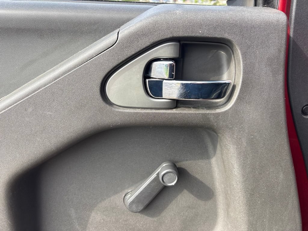 Used 2017 Nissan Frontier S RWD image 15
