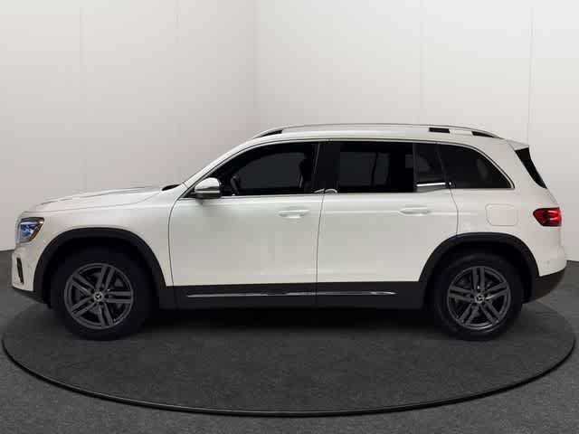 Certified 2026 Mercedes-Benz GLB 250 4MATIC image 3