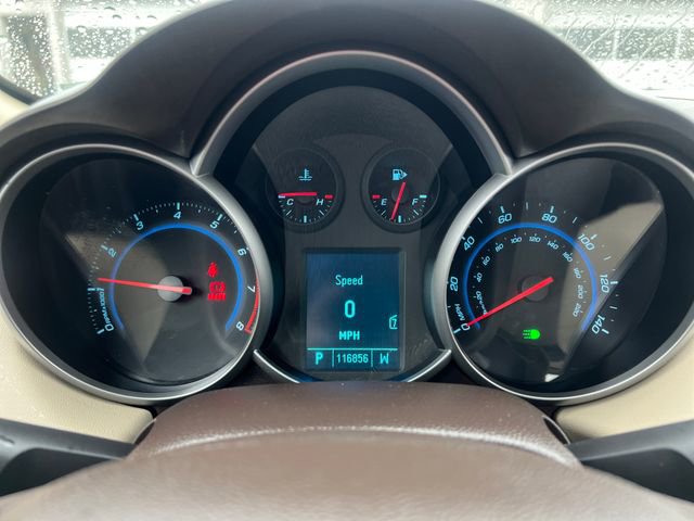 Used 2011 Chevrolet Cruze LT image 22