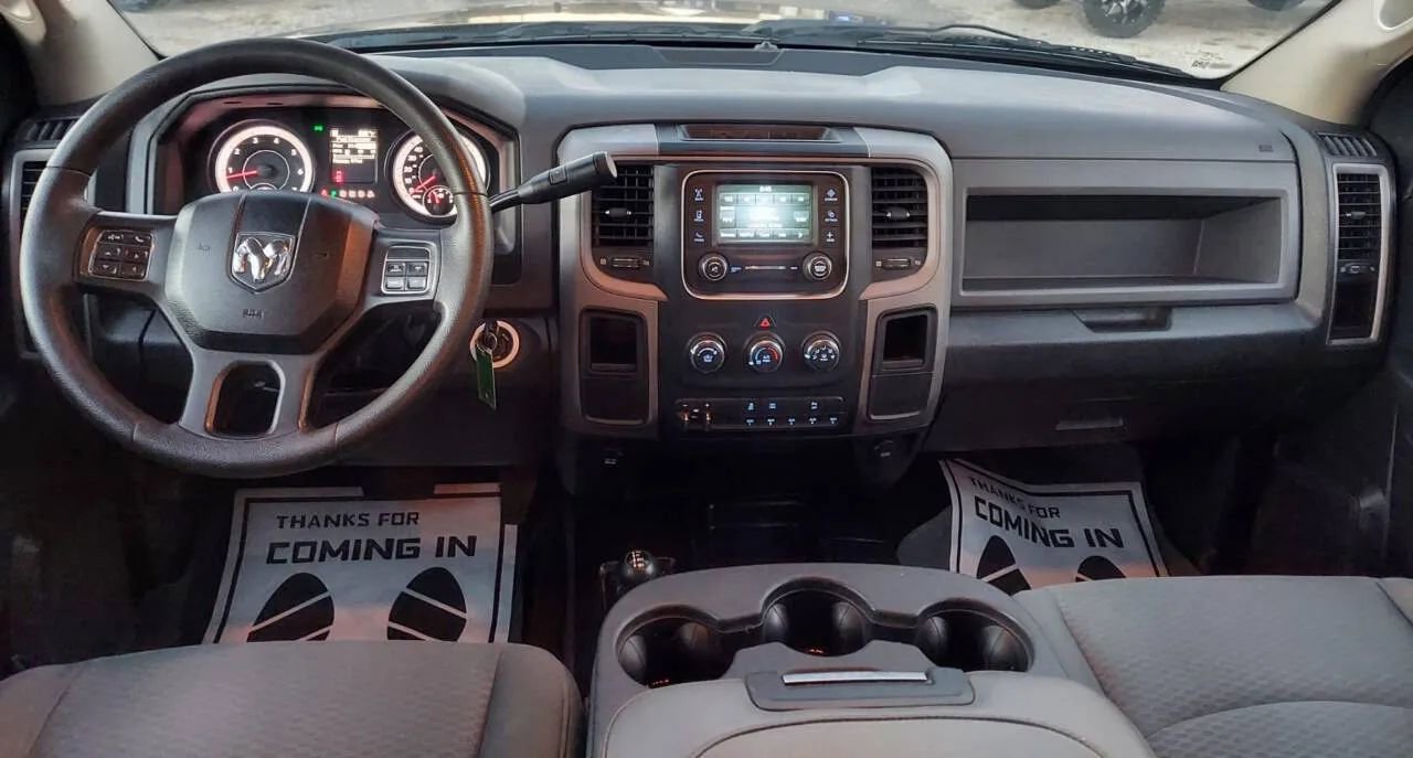 Used 2014 RAM 3500 Tradesman w/ Chrome Appearance Group image 13