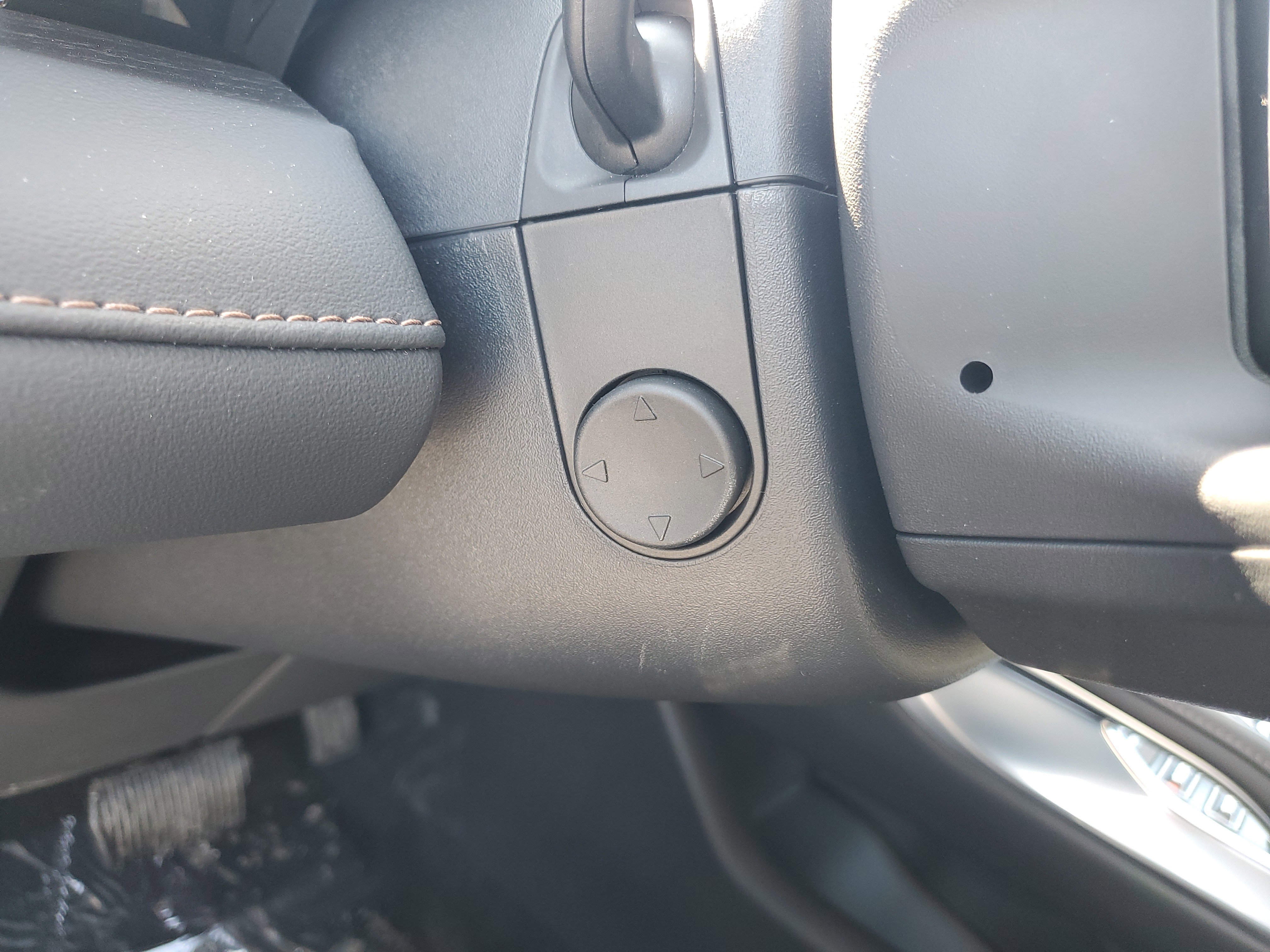 New 2026 Lincoln Nautilus Reserve w/ Jet Appearance Package image 15