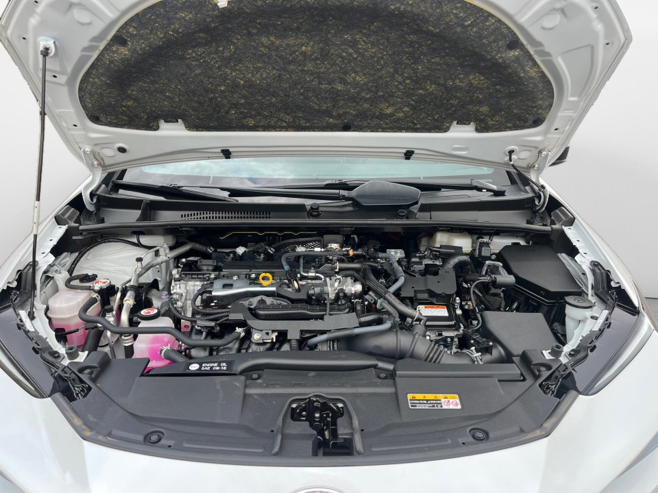 Used 2025 Toyota Prius LE FWD image 16
