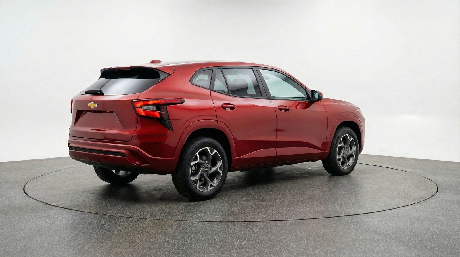 Used 2025 Chevrolet Trax LT FWD image 9