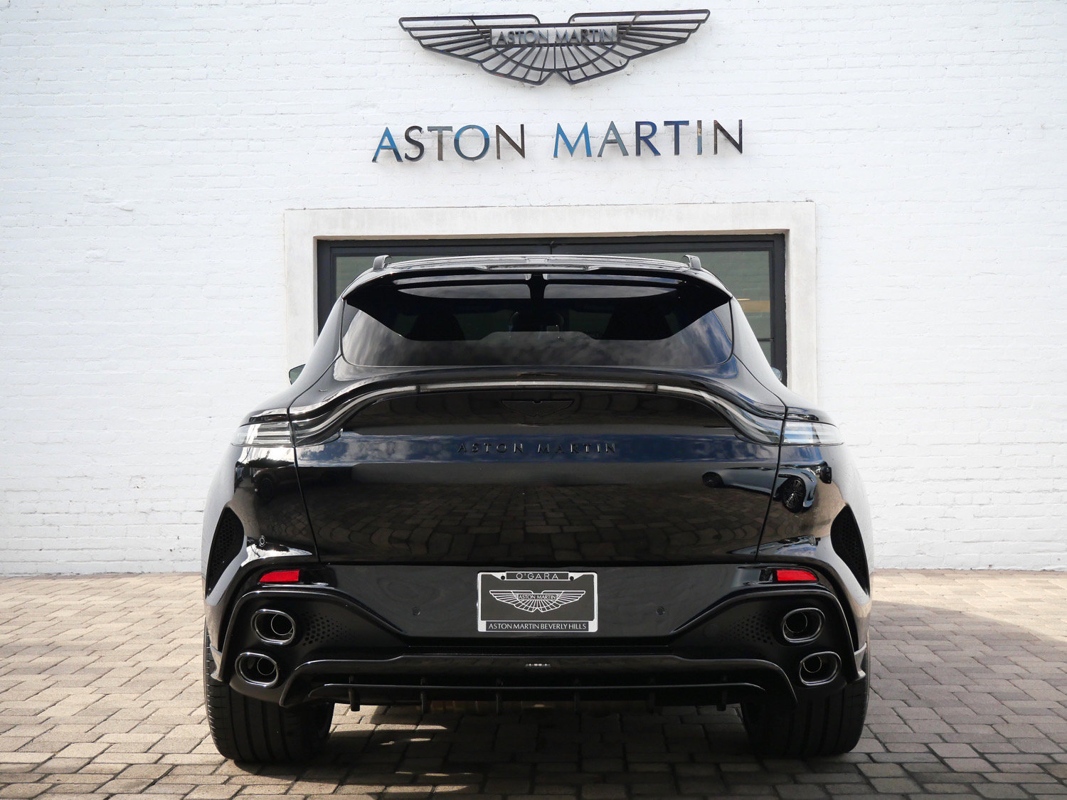 New 2026 Aston Martin DBX S AWD/4WD image 18