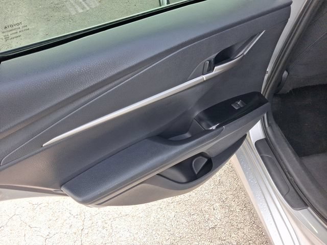 Used 2026 Toyota Camry LE FWD image 9