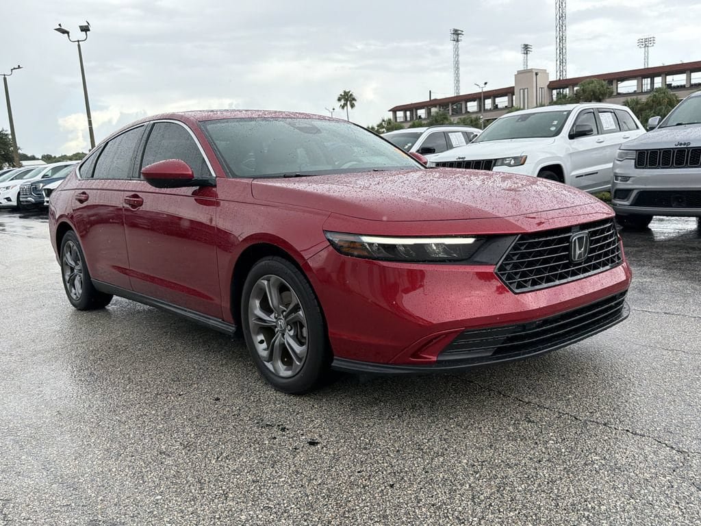 Used 2024 Honda Accord EX image 2