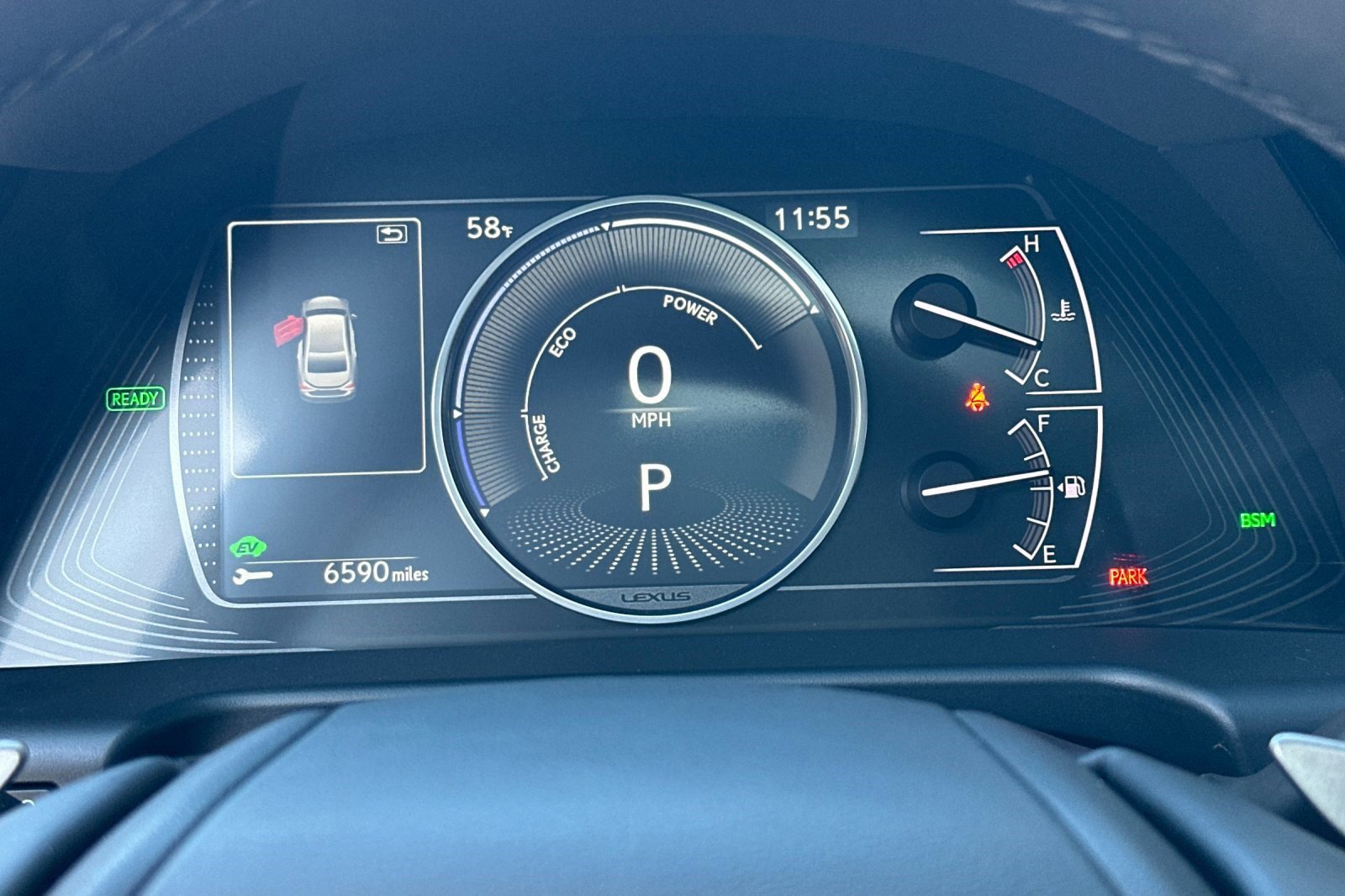 Certified 2025 Lexus ES 300h w/ Premium Package image 18