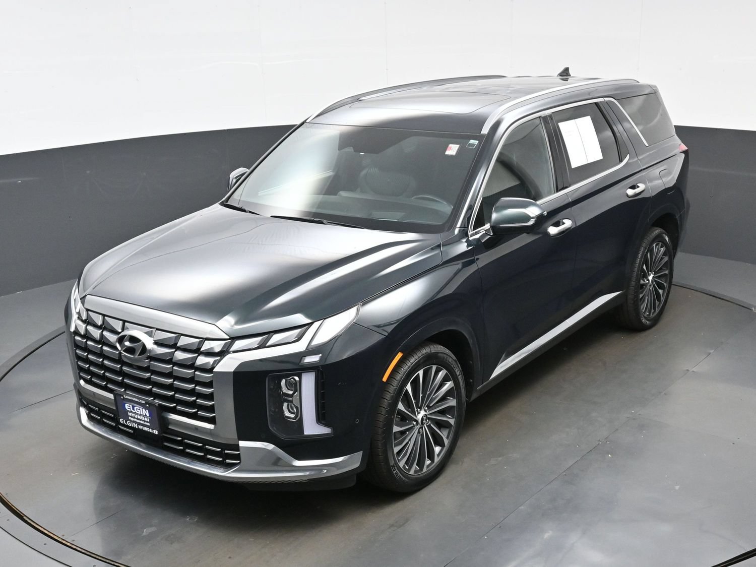 Certified 2023 Hyundai Palisade Calligraphy w/ Cargo Package AWD/4WD image 36