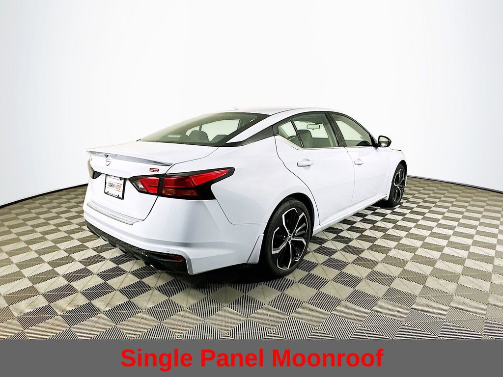 Certified 2023 Nissan Altima 2.5 SR w/ SR Premium Package FWD image 11