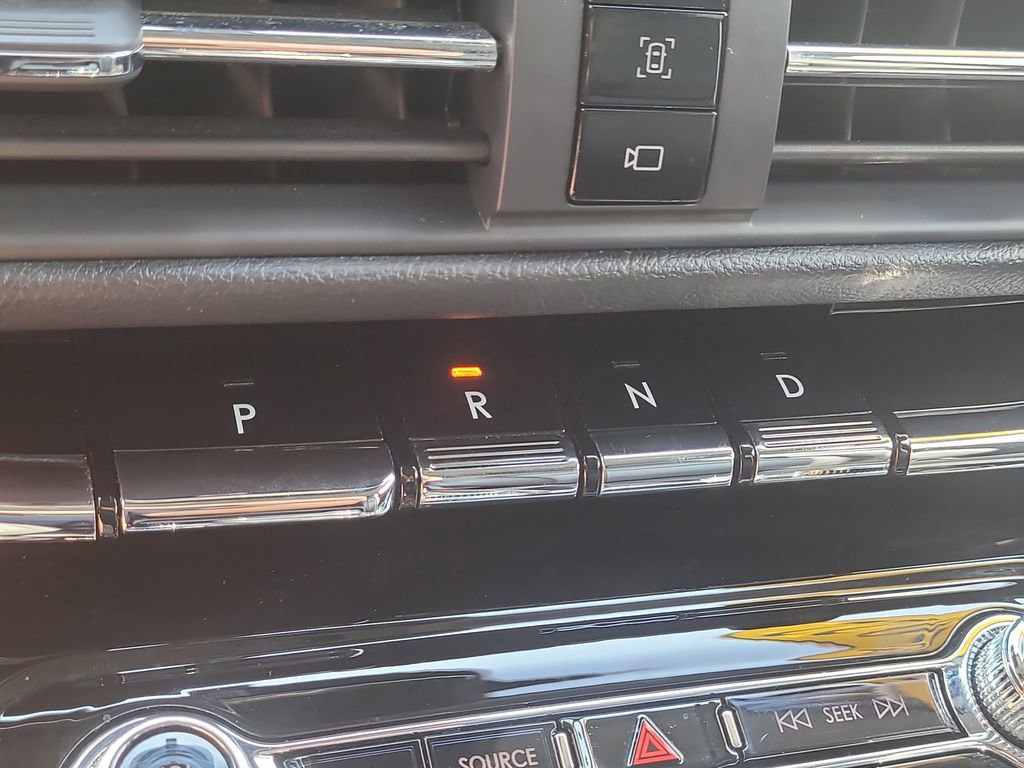 Used 2022 Lincoln Corsair AWD w/ Equipment Group 101A image 22