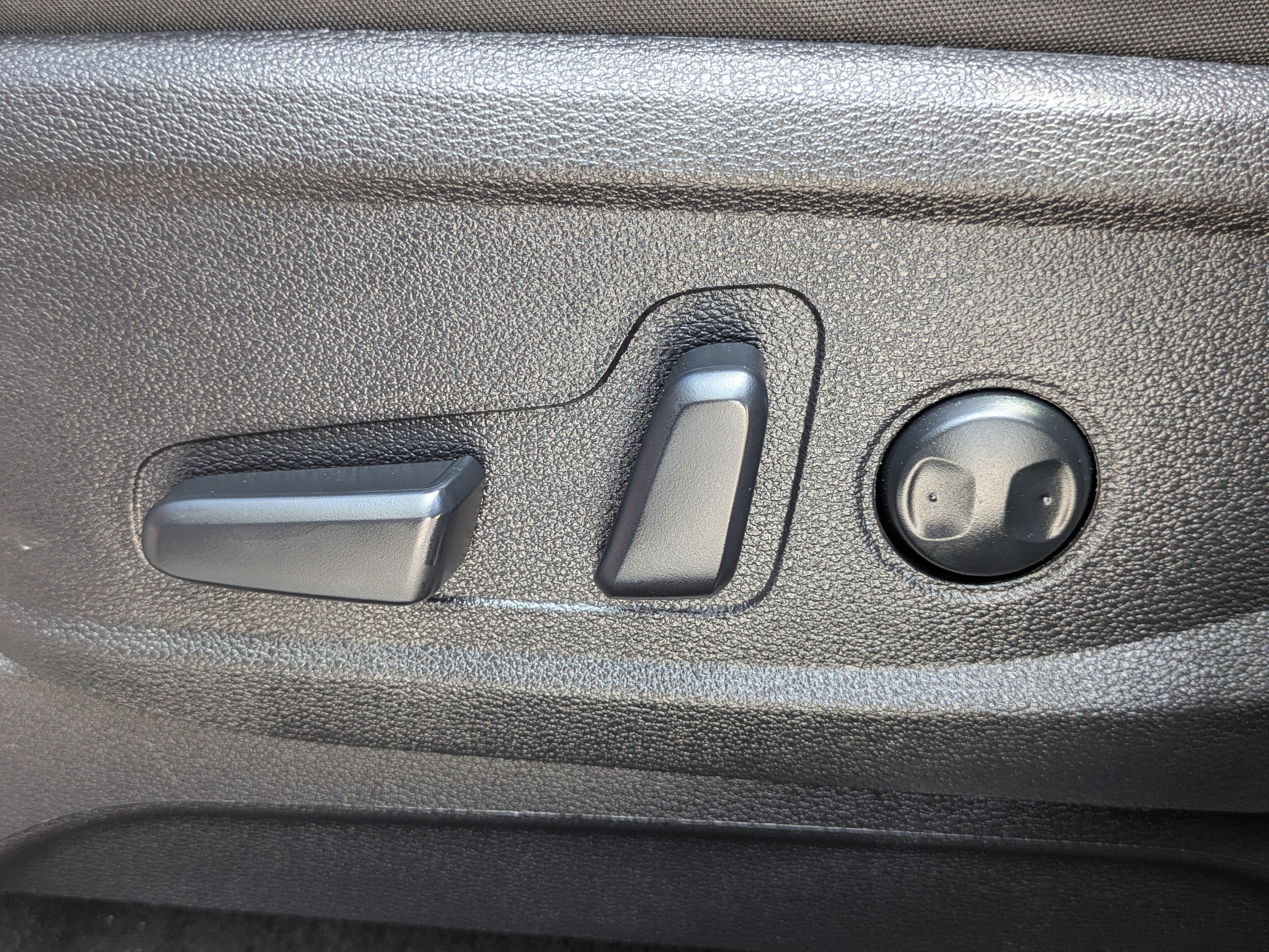 Certified 2024 Kia Telluride S w/ S Sunroof Package FWD image 20
