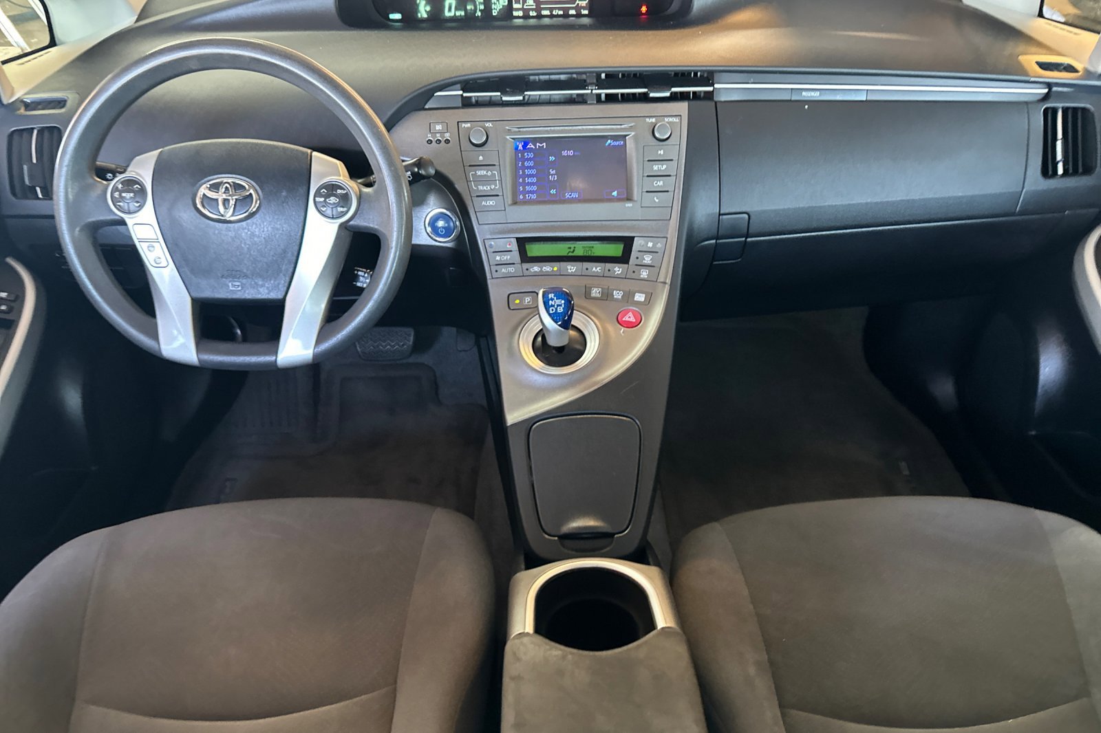 Used 2015 Toyota Prius Two FWD image 13