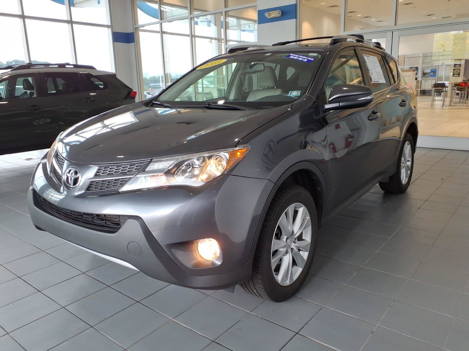 Used 2015 Toyota RAV4 Limited AWD/4WD image 8