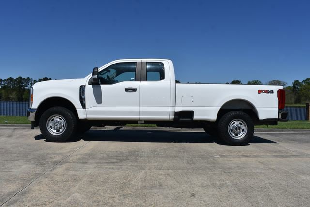Used 2023 Ford F250 XL w/ FX4 Off-Road Package AWD/4WD image 7