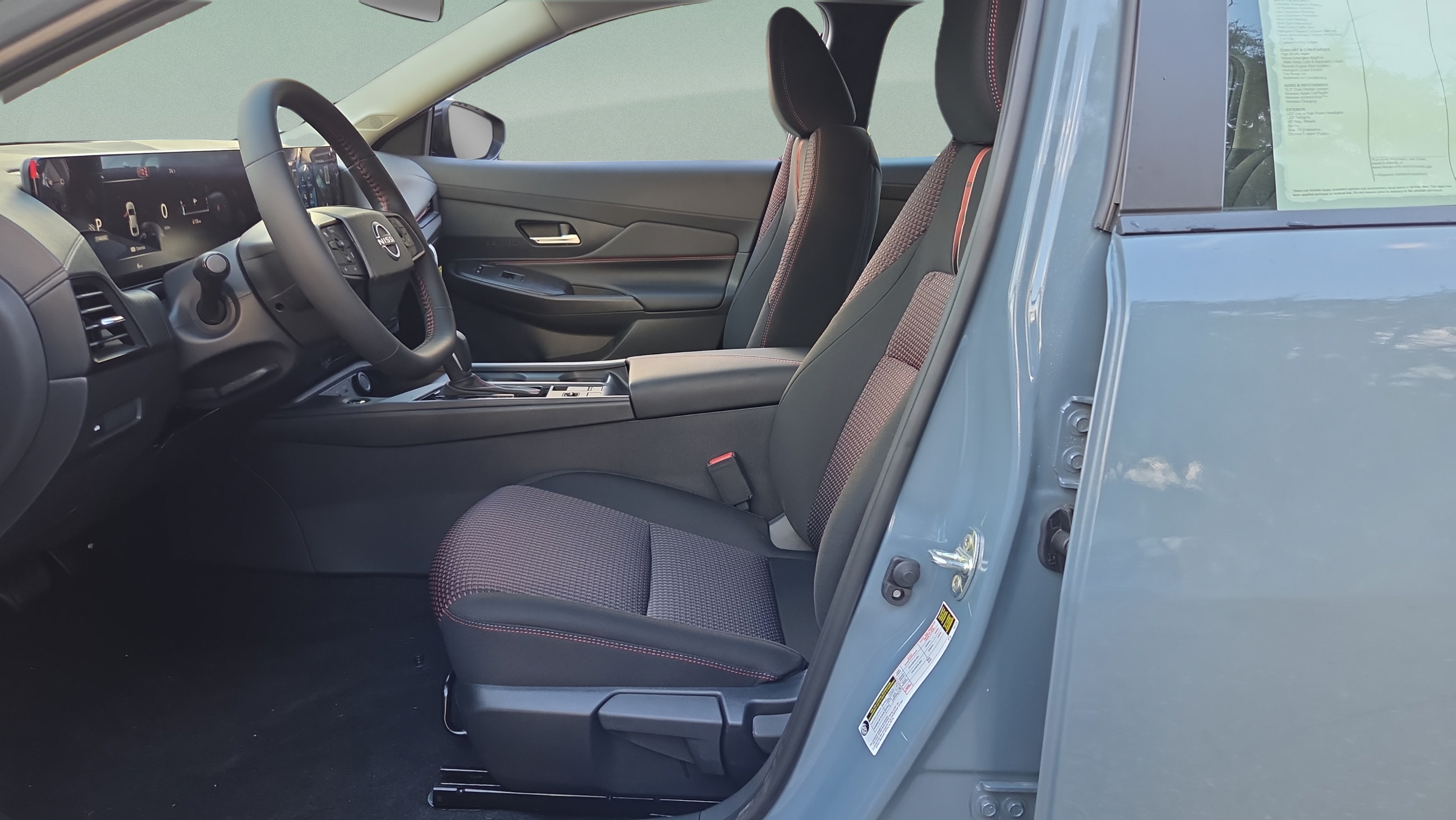 New 2027 Nissan Sentra SR w/ Floor Mat Package FWD image 9