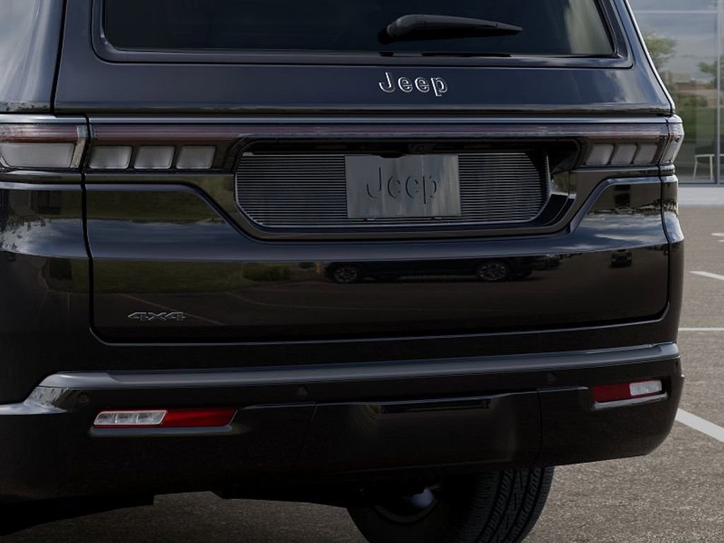 New 2026 Jeep Grand Wagoneer Limited w/ Premium Group II AWD/4WD image 13