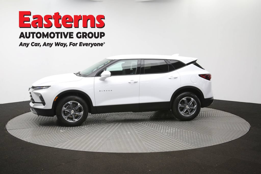 Used 2025 Chevrolet Blazer LT FWD image 61
