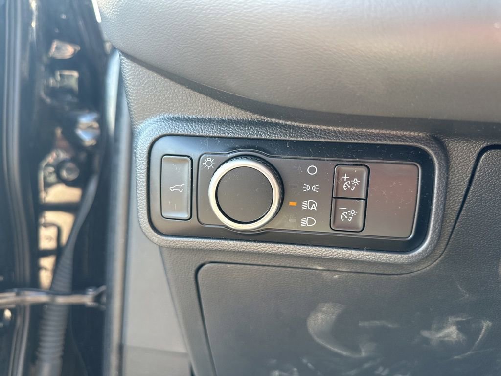 Used 2025 Ford Explorer Active image 18