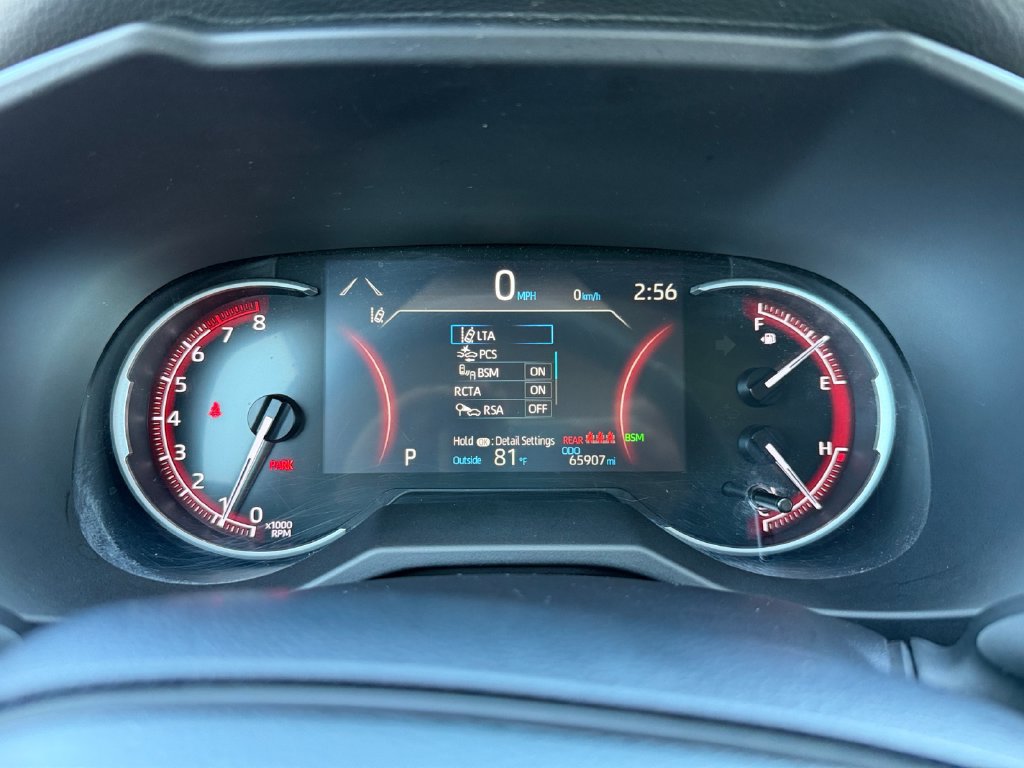 Used 2024 Toyota RAV4 XLE AWD/4WD image 29