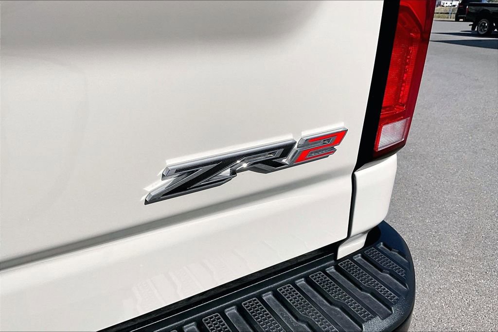 Used 2026 Chevrolet Silverado 2500 ZR2 AWD/4WD image 40