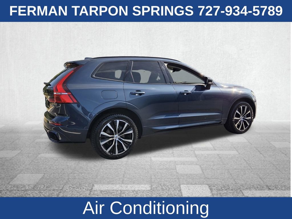 Certified 2024 Volvo XC60 B5 Plus AWD/4WD image 11