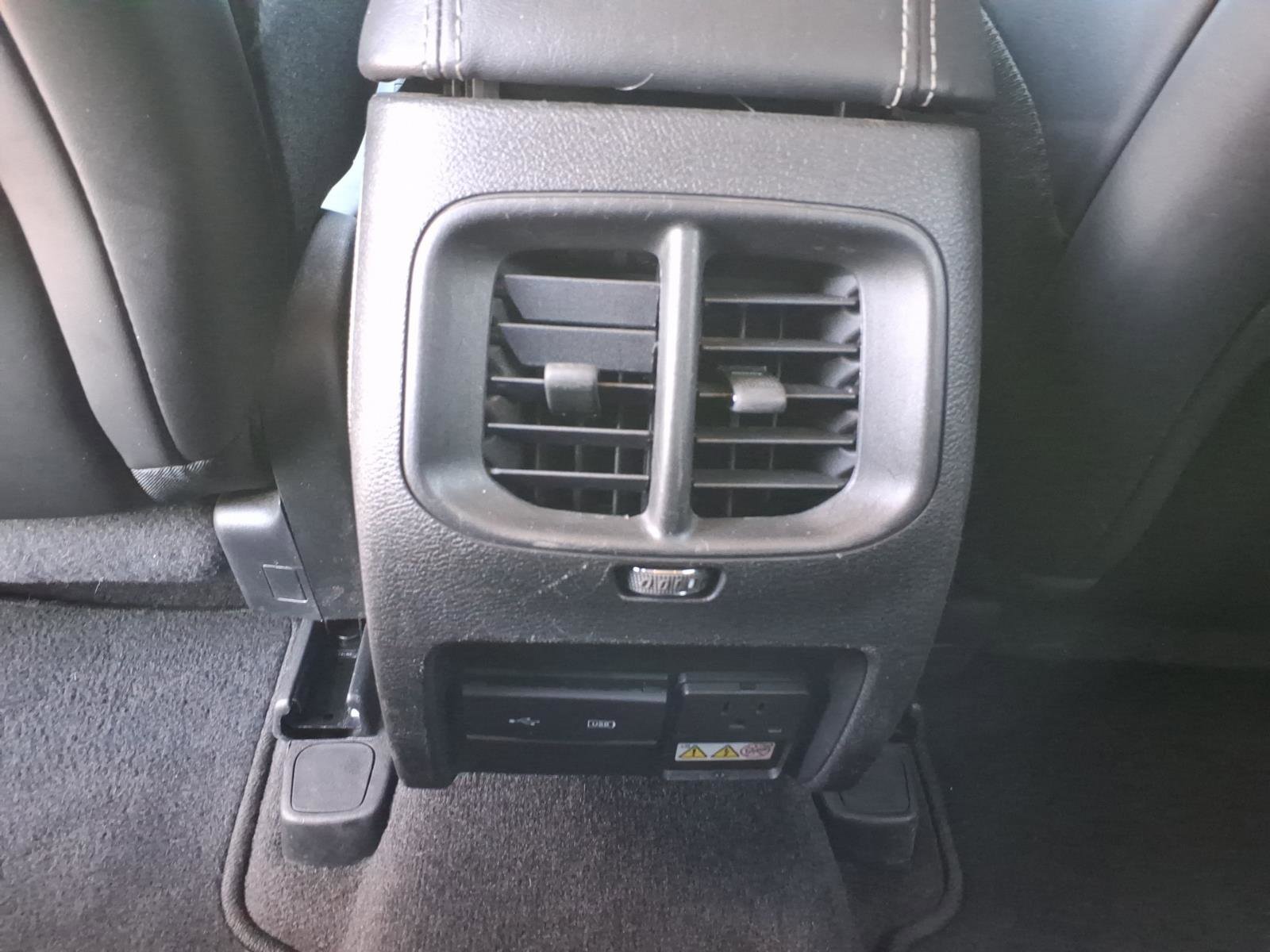 Used 2019 Jeep Cherokee Limited w/ Trailer Tow Group image 16