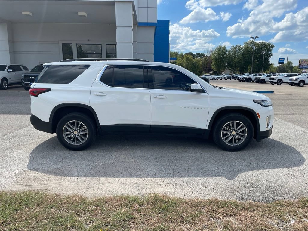 Used 2022 Chevrolet Traverse LT FWD image 7