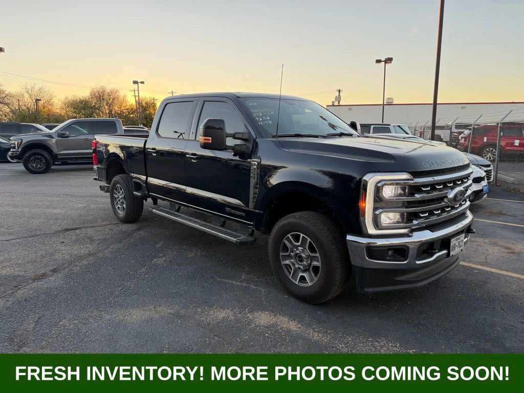 Used 2025 Ford F250 Lariat w/ FX4 Off-Road Package image 1