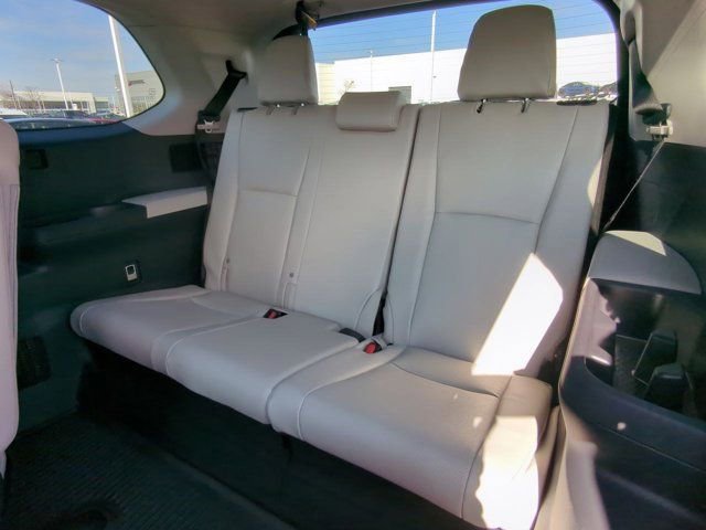 Certified 2026 Toyota Grand Highlander XLE image 16