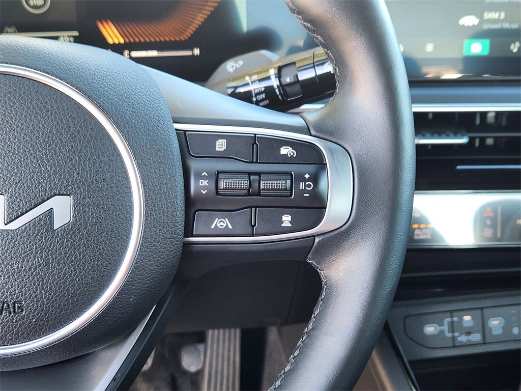 Used 2025 Kia K5 GT-Line w/ GT-Line Premium Package image 17