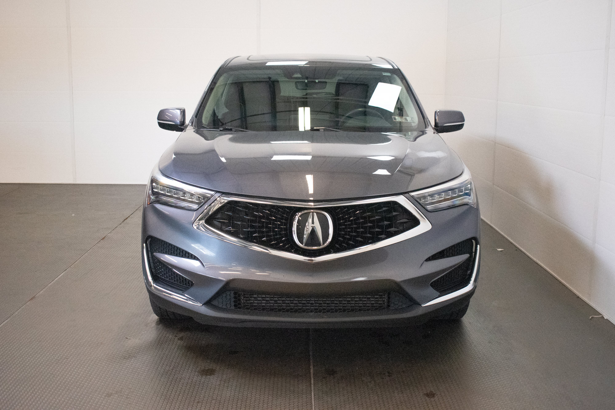 Used 2019 Acura RDX w/ Technology Package AWD/4WD image 2