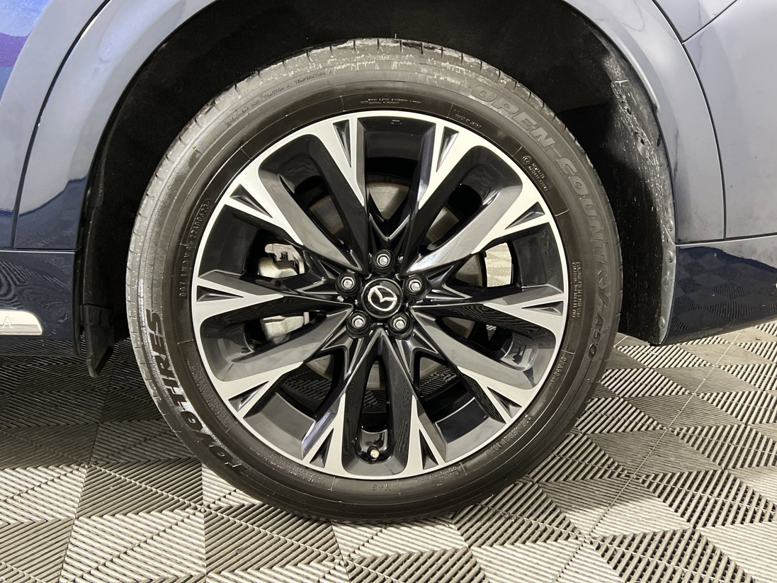 Used 2024 MAZDA CX-90 3.3 Turbo S w/ Premium Package image 12