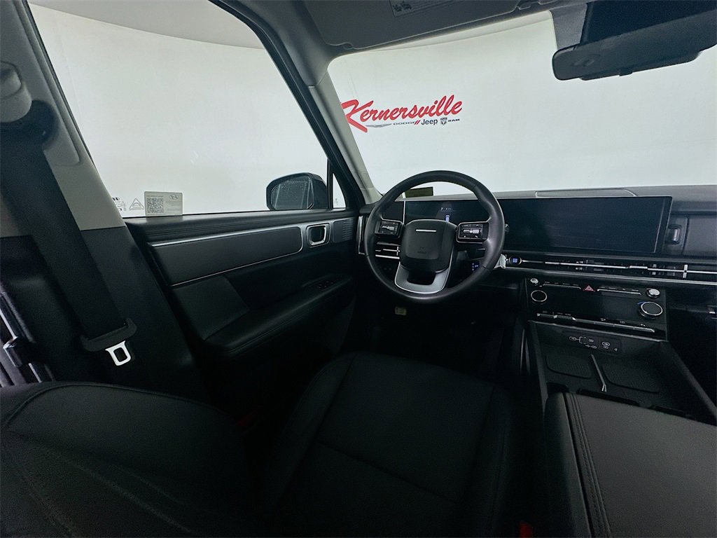 Used 2025 Hyundai Santa Fe SEL image 9