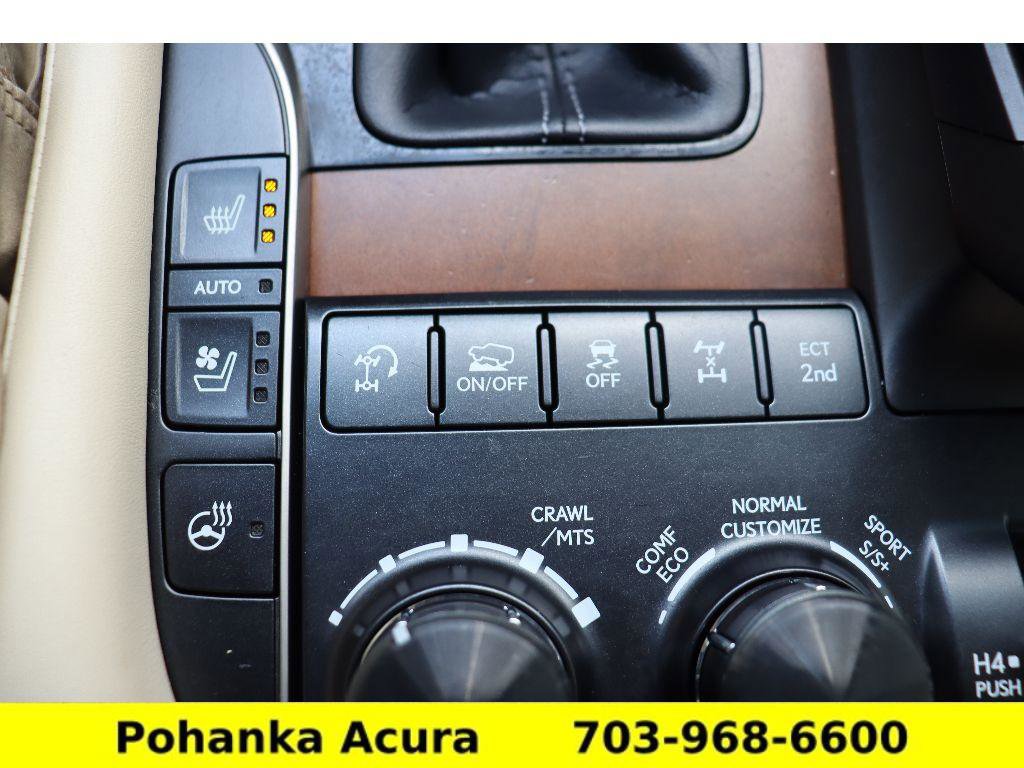 Used 2021 Lexus LX 570 4WD w/ Luxury Package image 19