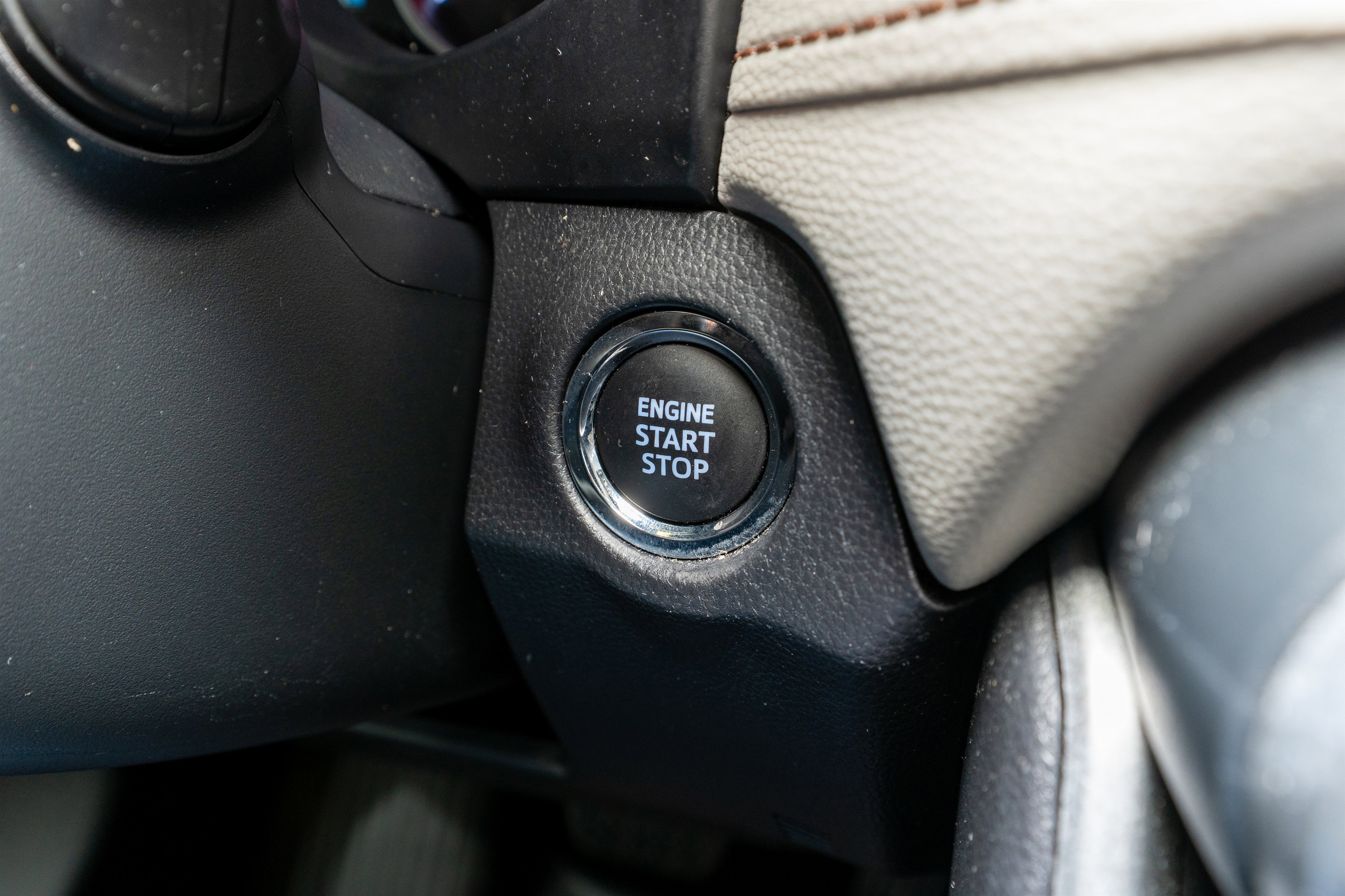 Used 2022 Toyota RAV4 XLE w/ Convenience Package image 28