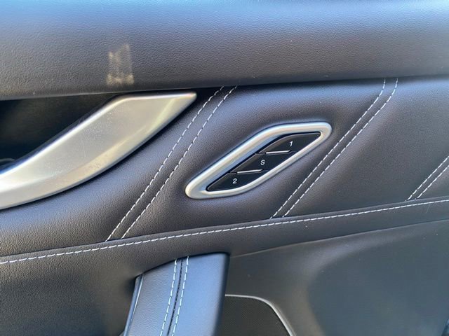 Used 2023 Maserati Levante Modena image 19