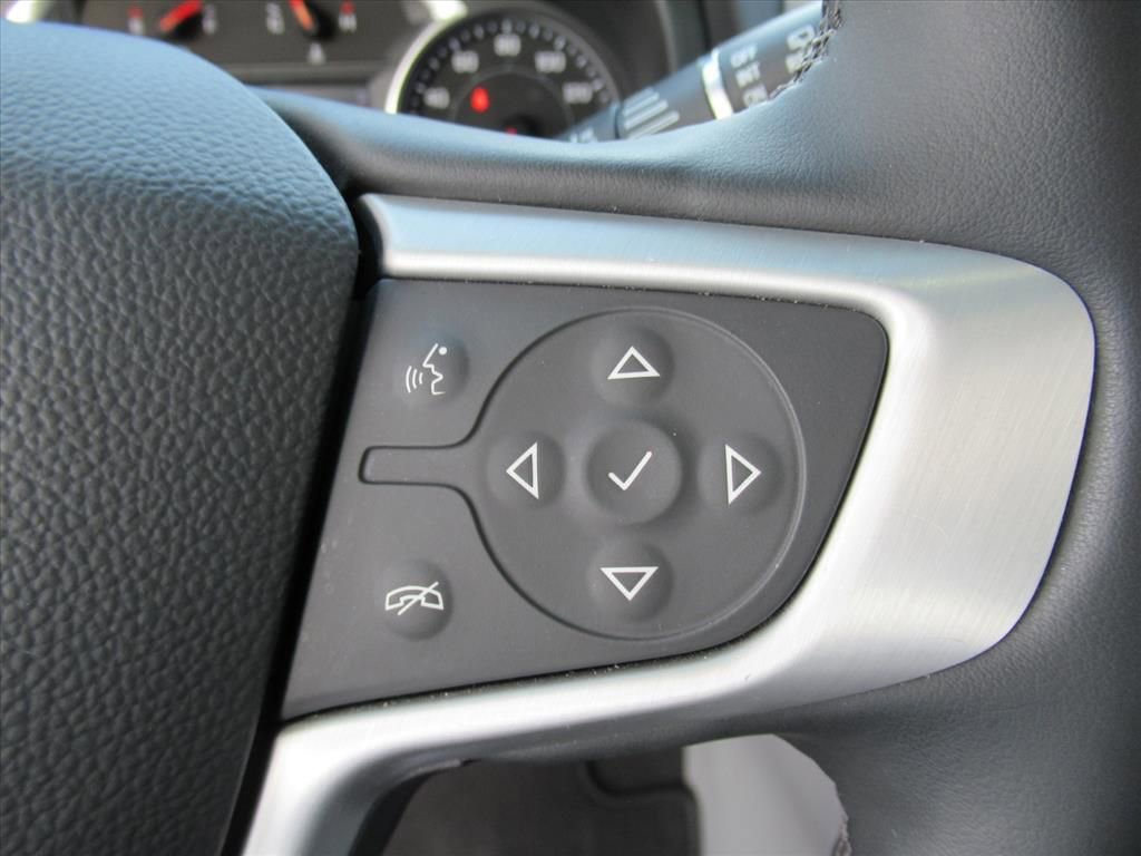 Used 2023 GMC Terrain SLT w/ Infotainment Package II image 24