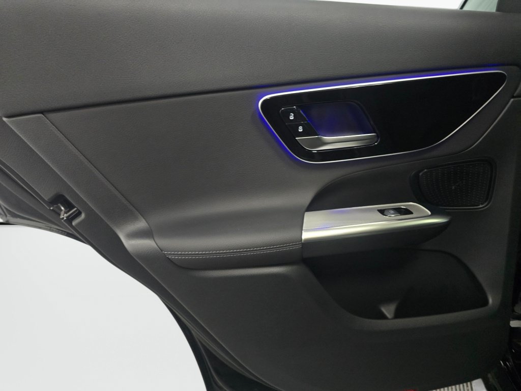 New 2026 Mercedes-Benz GLC 300 4MATIC image 19