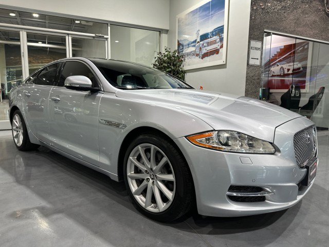 Used 2011 Jaguar XJ RWD image 19