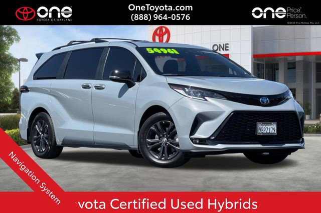 Certified 2025 Toyota Sienna XSE w/ XSE Premium Package AWD/4WD 360° Tour