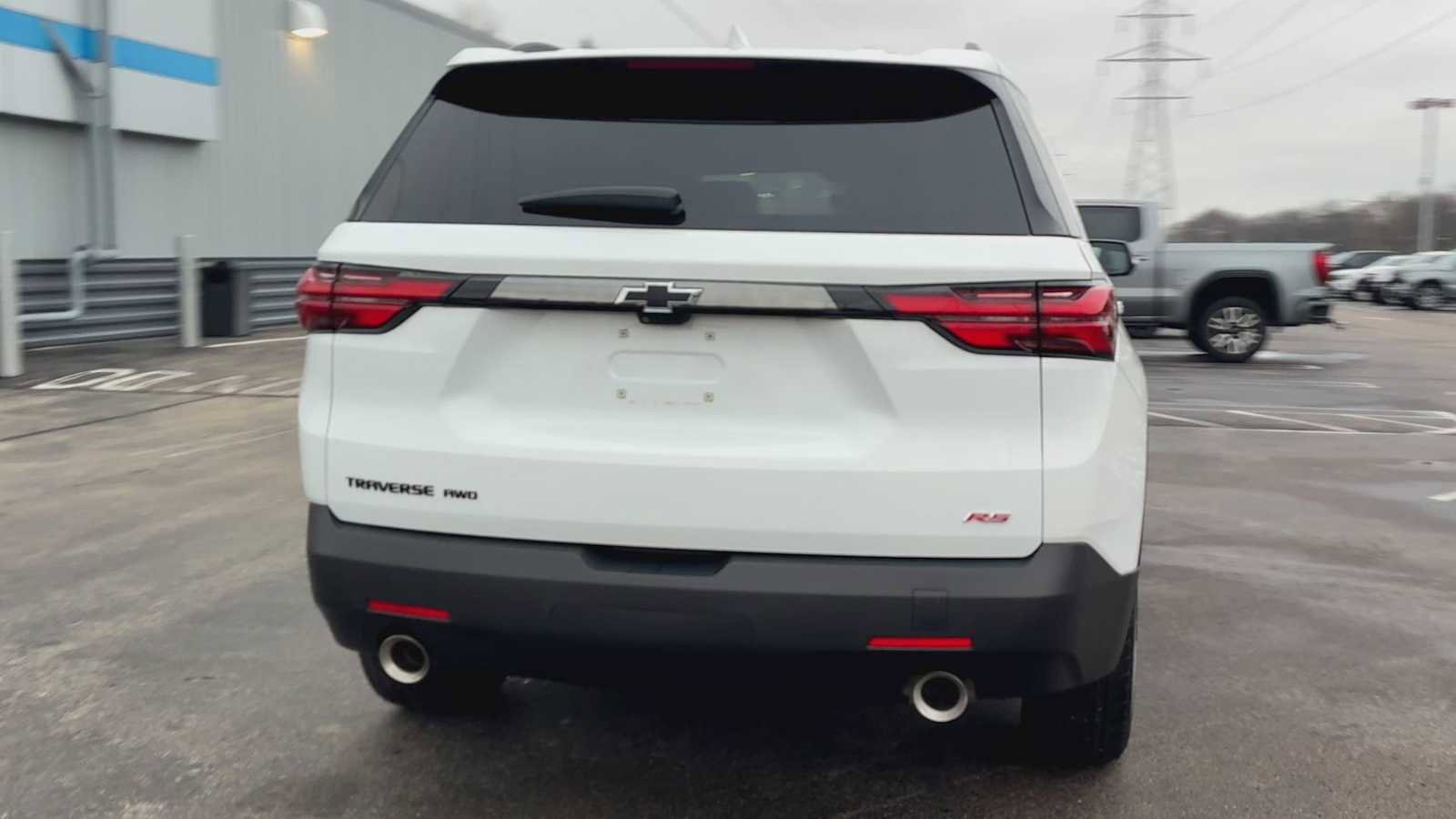 Certified 2023 Chevrolet Traverse RS image 3