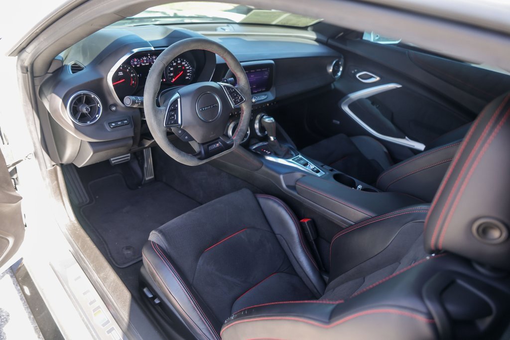 Used 2021 Chevrolet Camaro ZL1 image 11