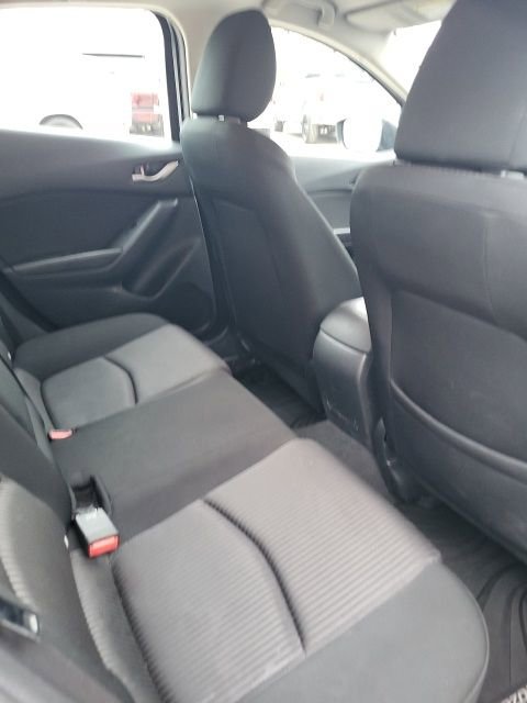 Used 2016 MAZDA MAZDA3 i Sport w/ Preferred Equipment Package image 12